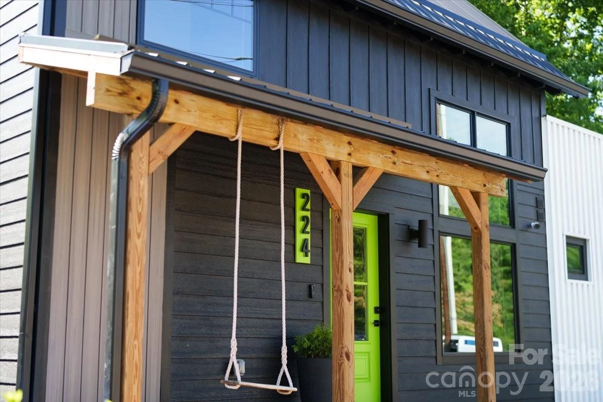 224 Rosenwald Lane - Photo 3