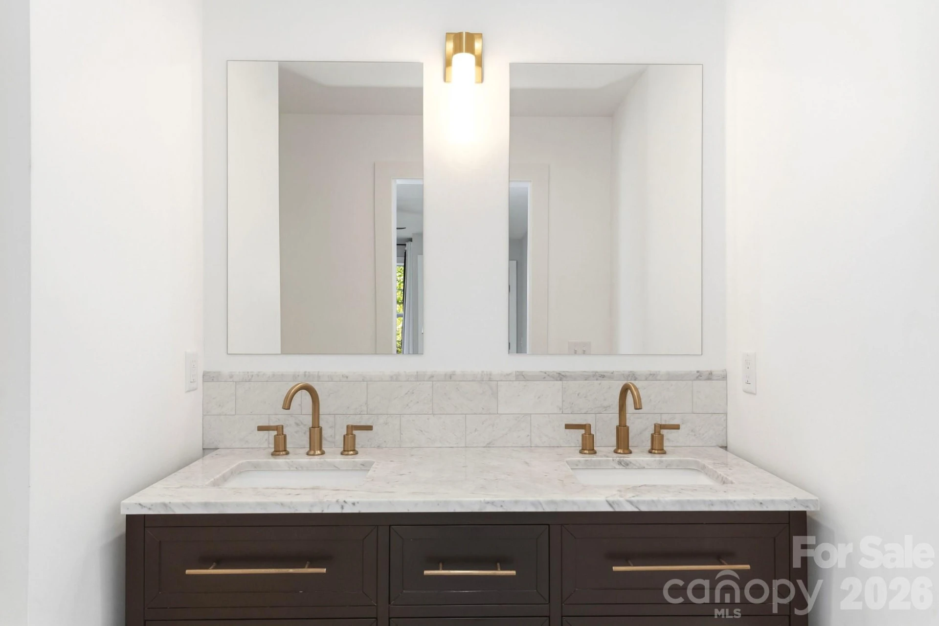 404 Stratford Road - Photo 11