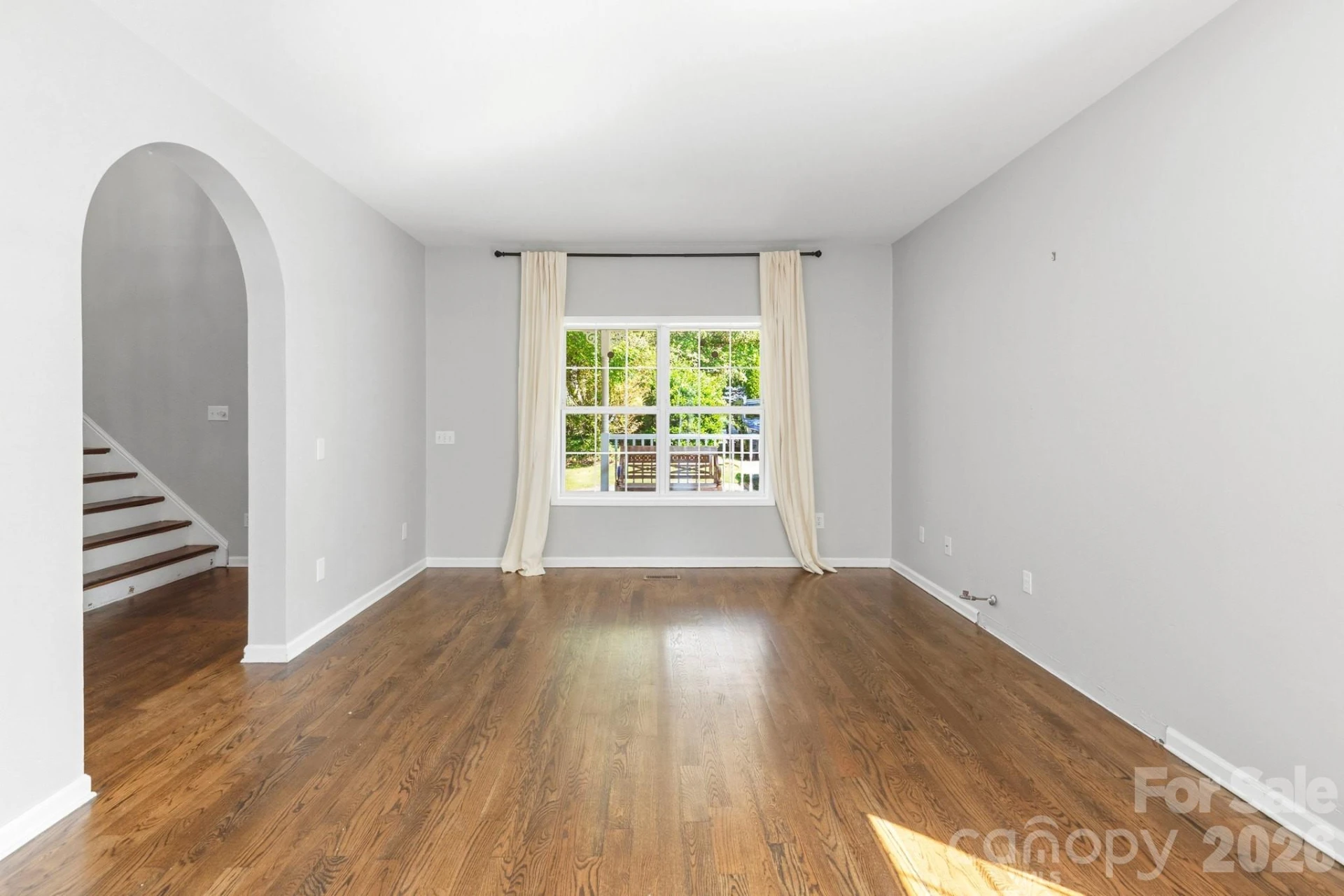 404 Stratford Road - Photo 9