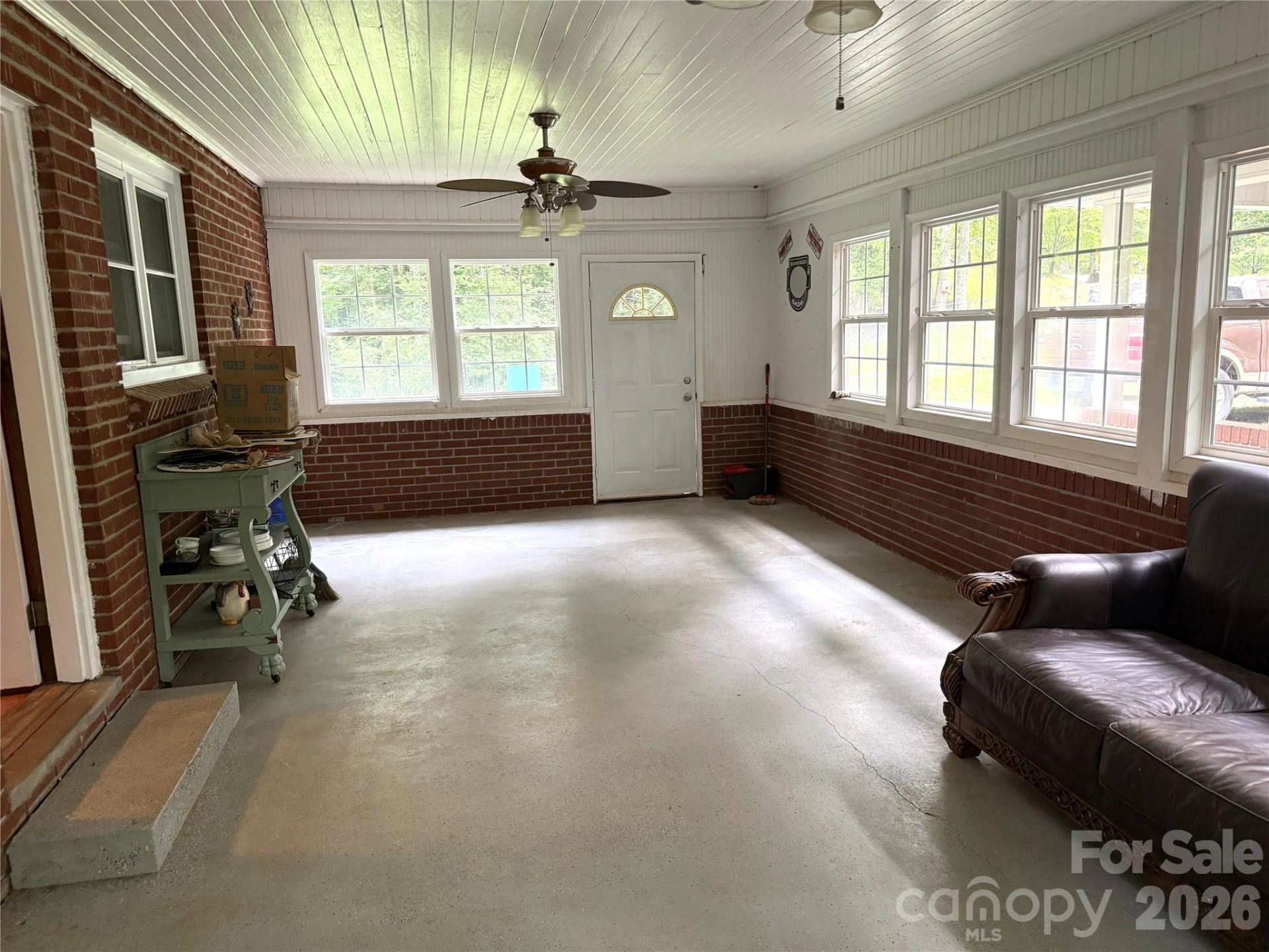 150 Cowan Lane - Photo 5
