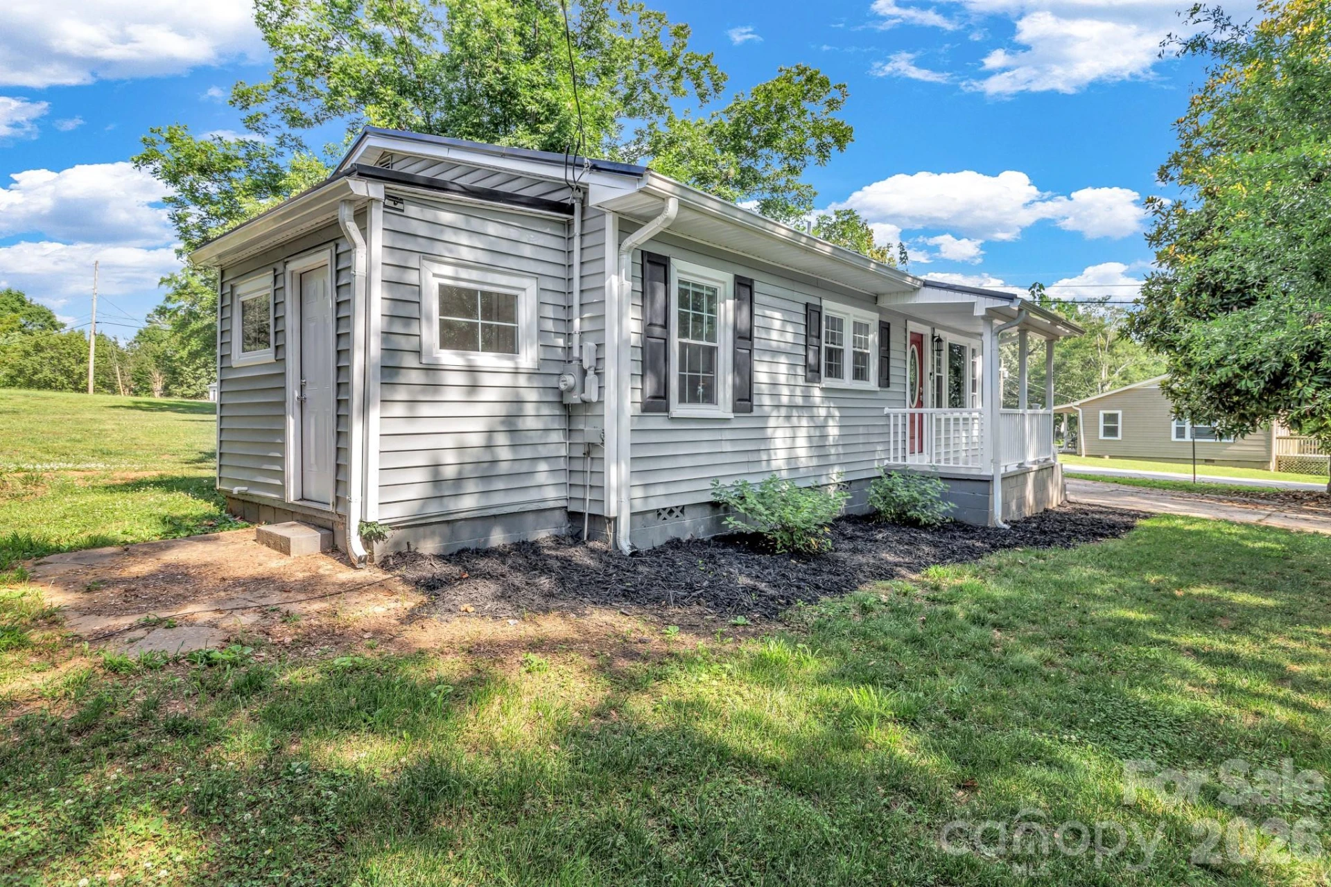 137 J E Morrow Street - Photo 4