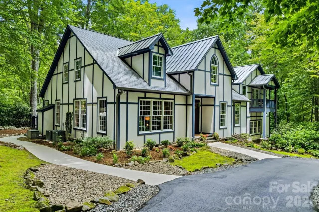 61 Scroops Drive