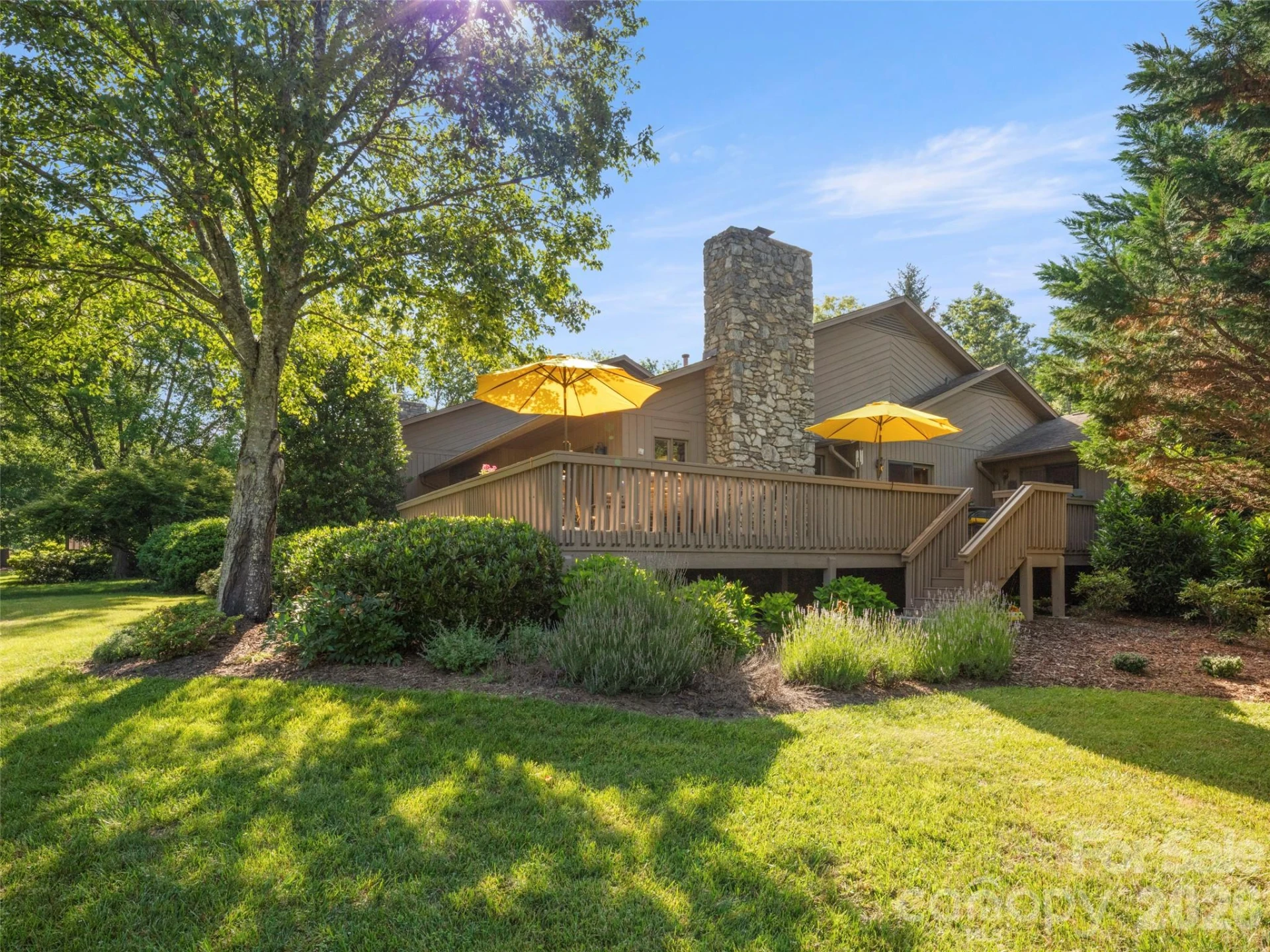 20 Clubside Drive - Photo 2