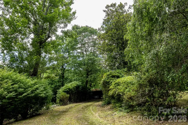 82 Englewood Drive, Hendersonville, NC, 28739