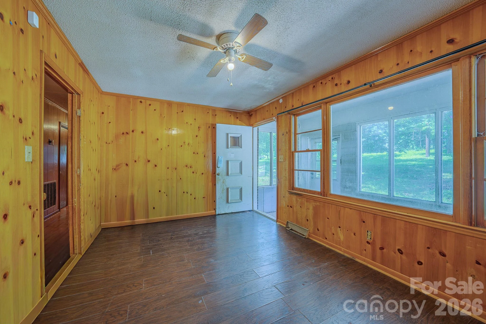 886 Pearidge Road - Photo 13