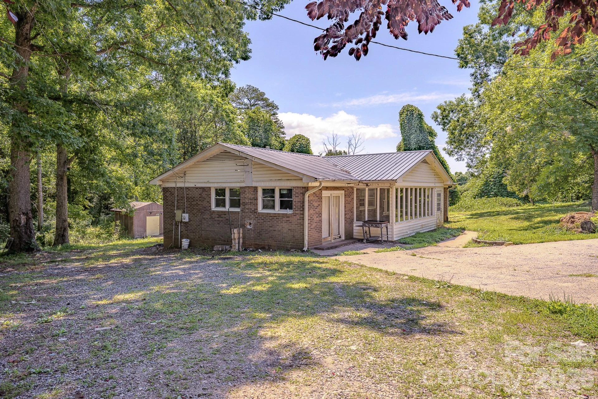 886 Pearidge Road - Photo 38