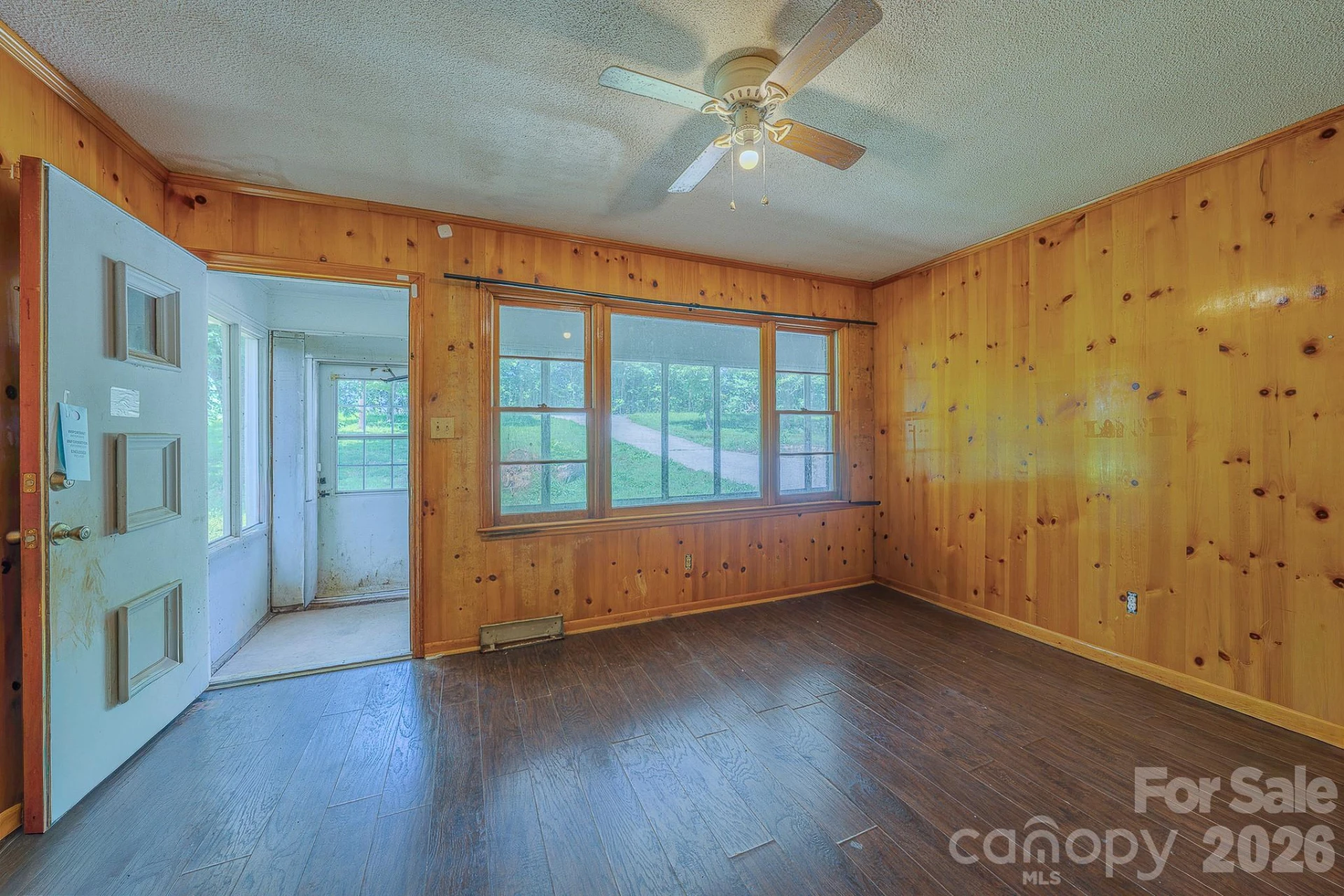 886 Pearidge Road - Photo 6