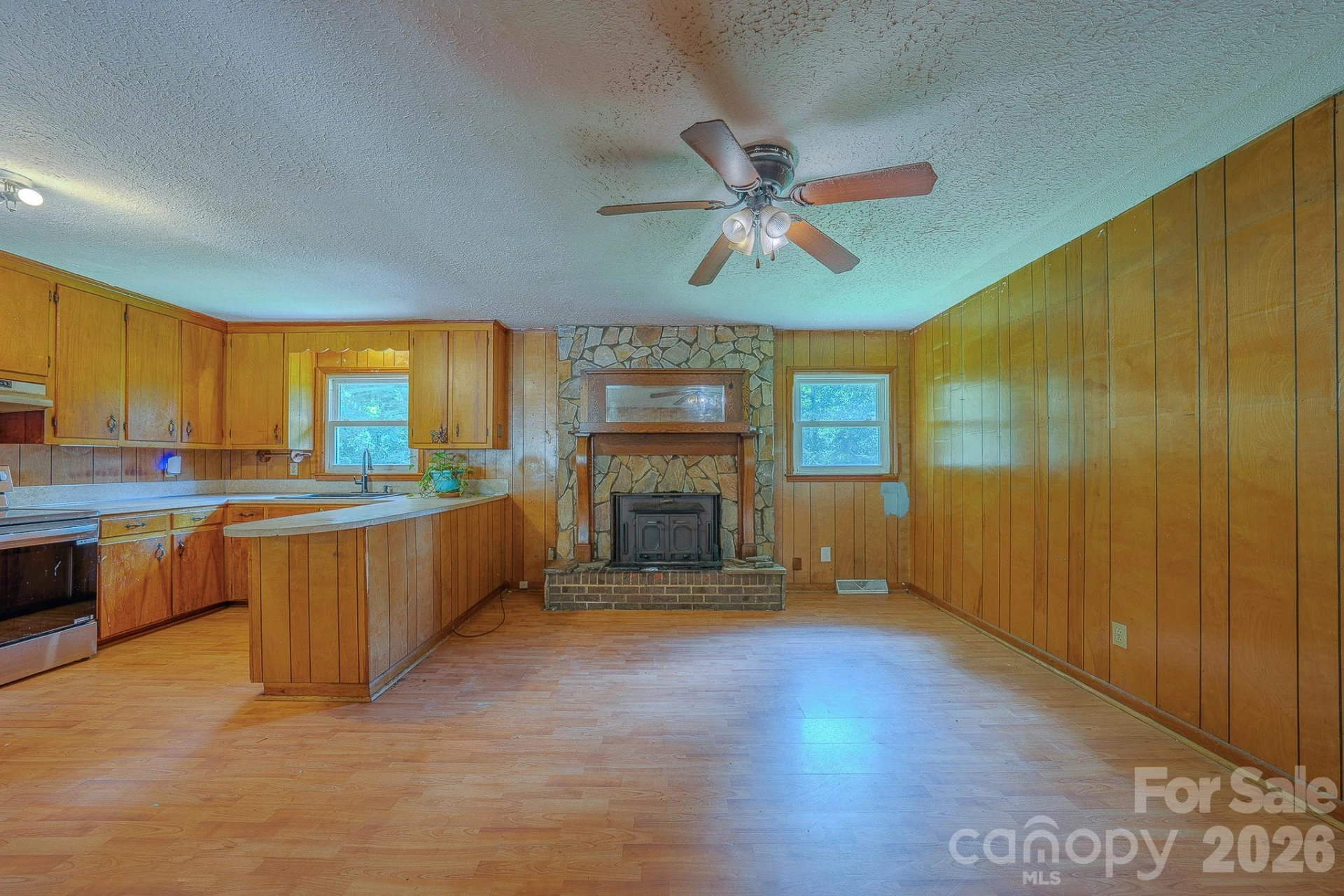 886 Pearidge Road - Photo 8