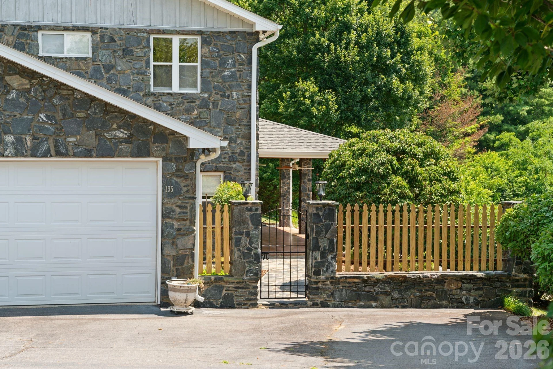 195 Oak Lane - Photo 36