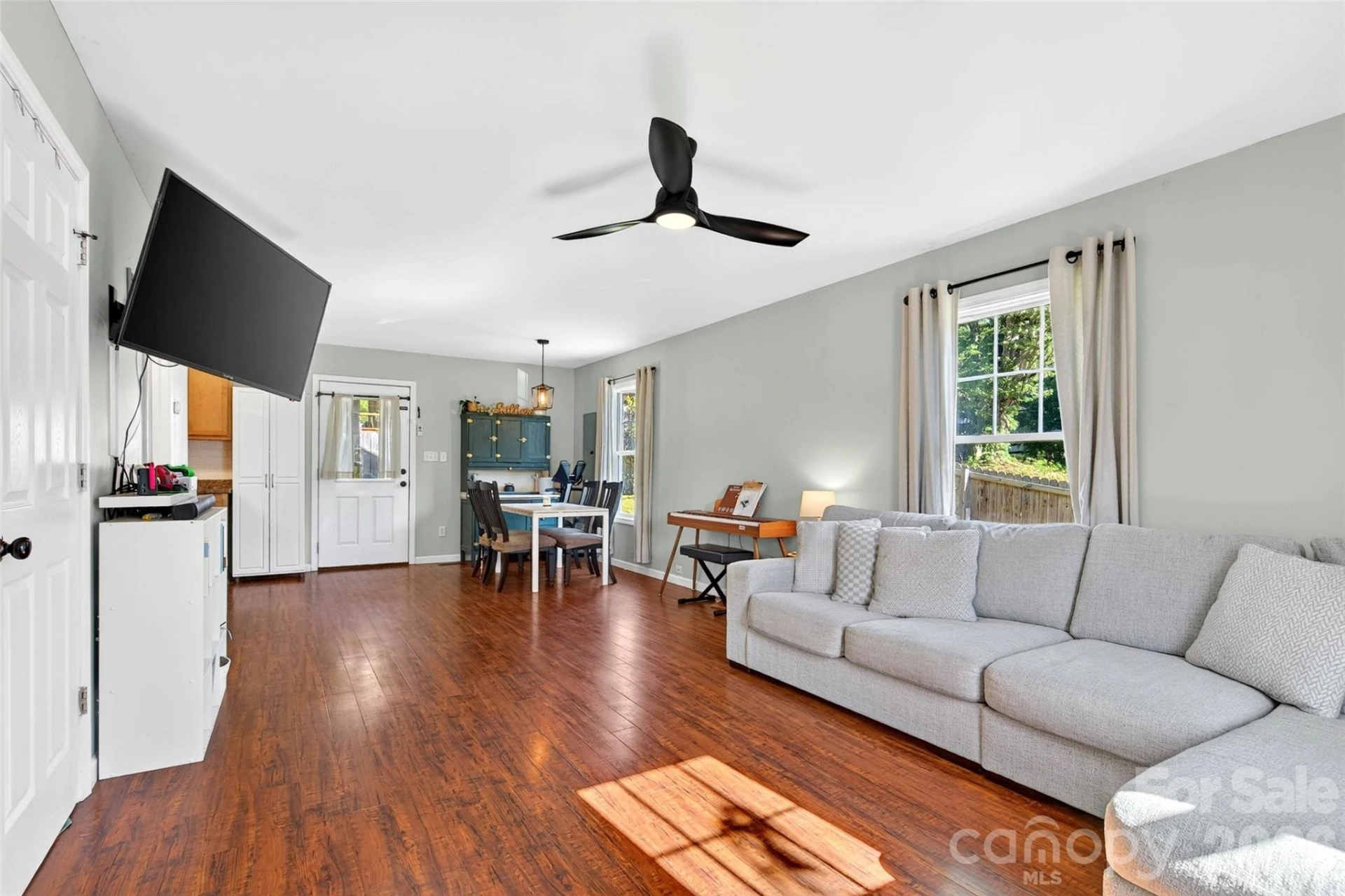 12 Jubilee Circle - Photo 7