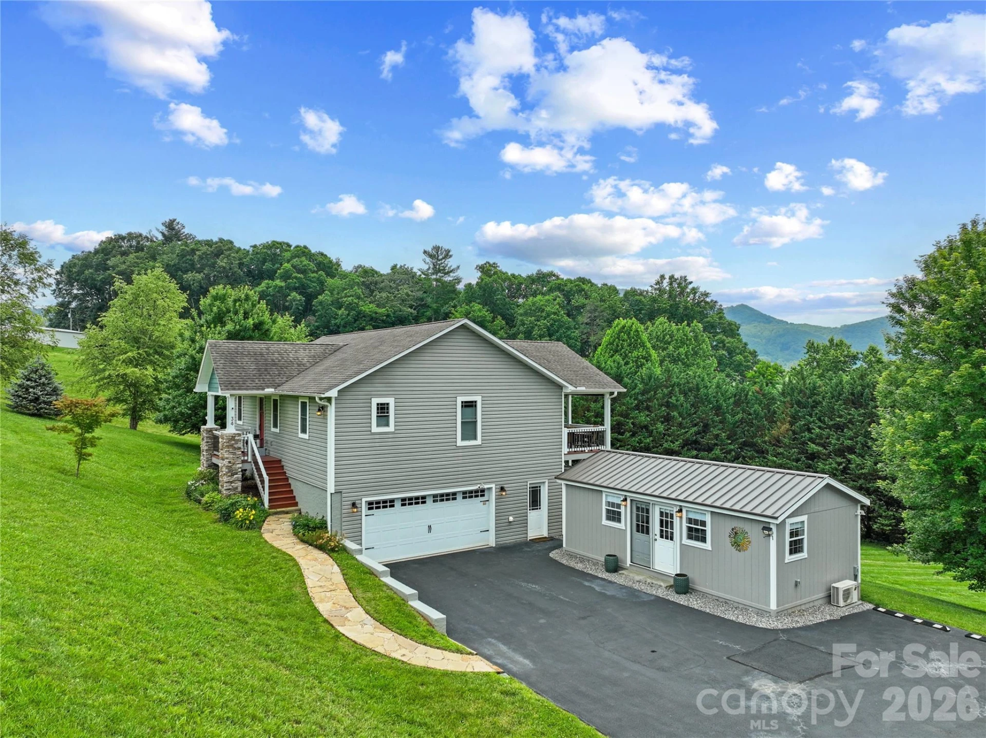 34 Justice Drive - Photo 2