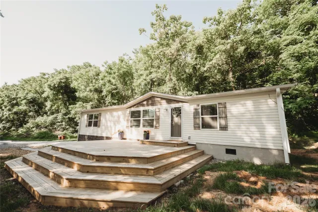 17 Hickory Acres Road, Hendersonville, NC, 28792