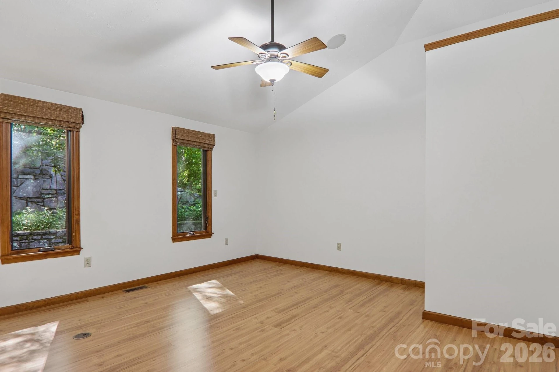 1952 Davis Mountain Road - Photo 16