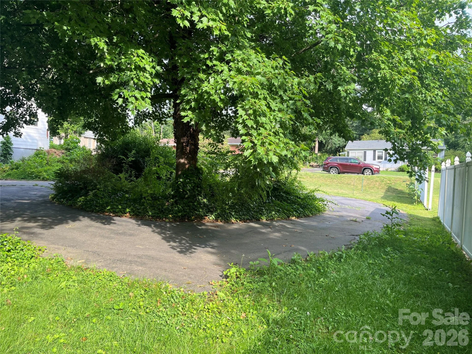 9999 Northeast Avenue - Photo 3