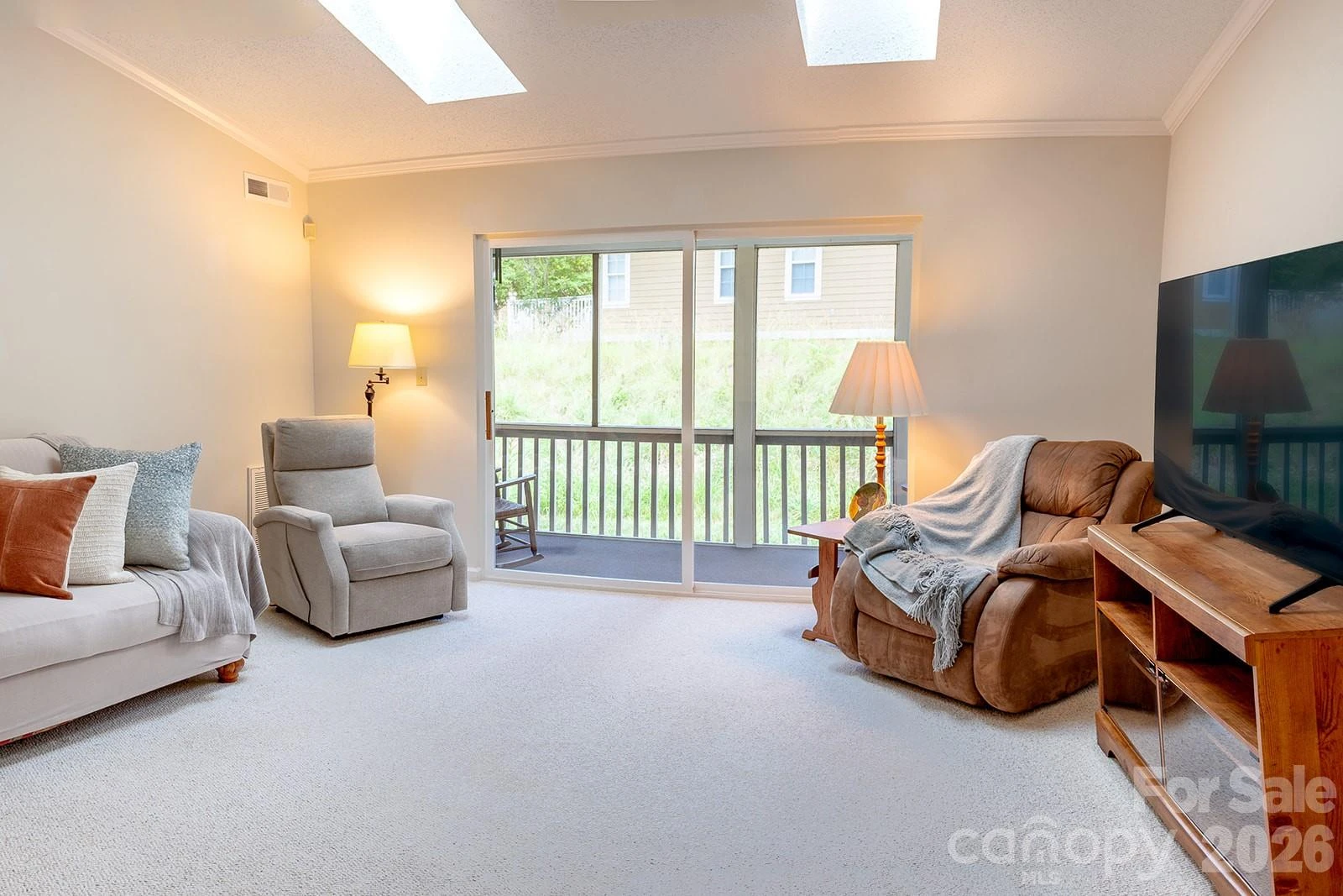 102 Rough Point Court - Photo 17