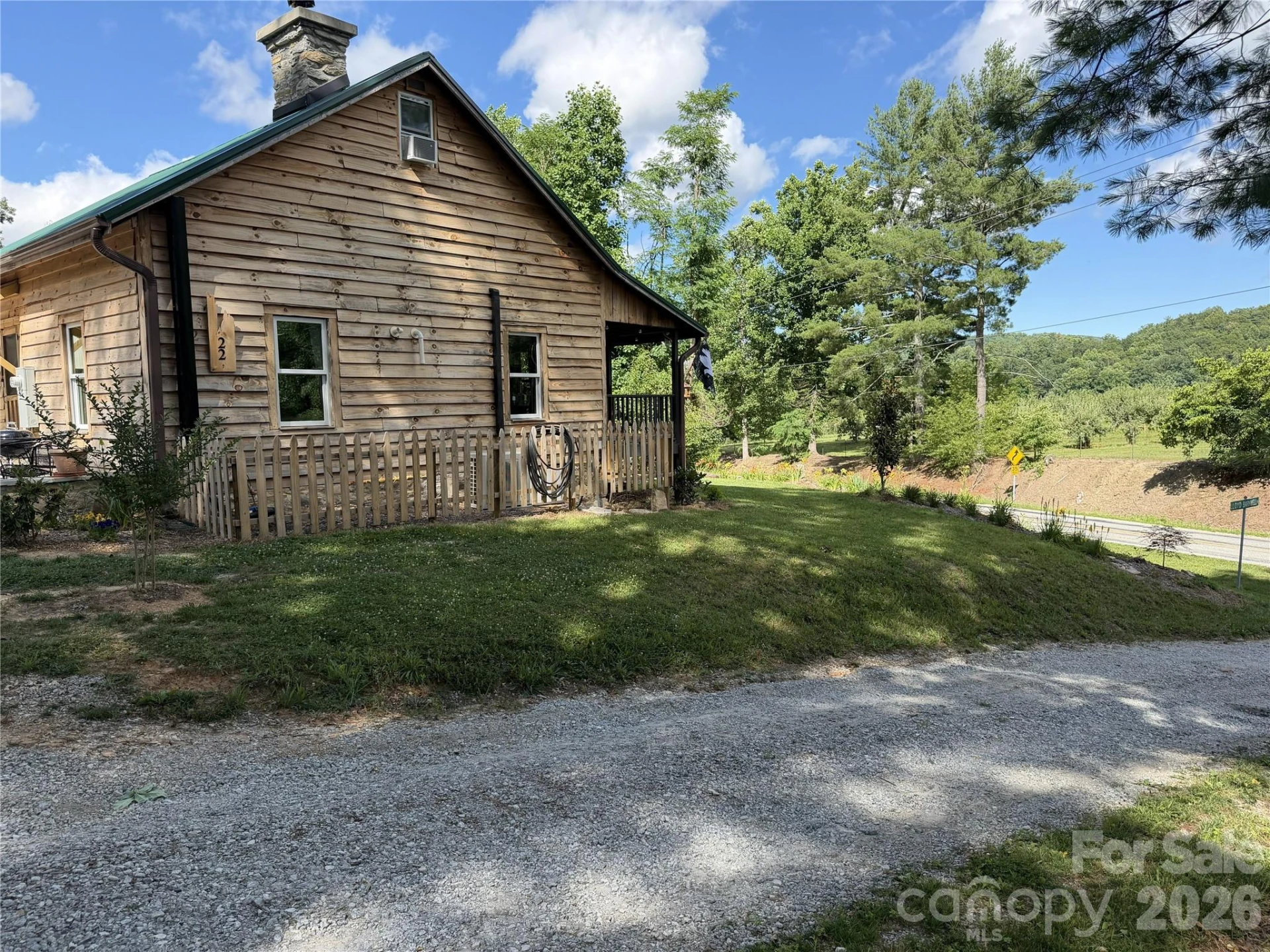 38 Lloyd Barnwell Road - Photo 2