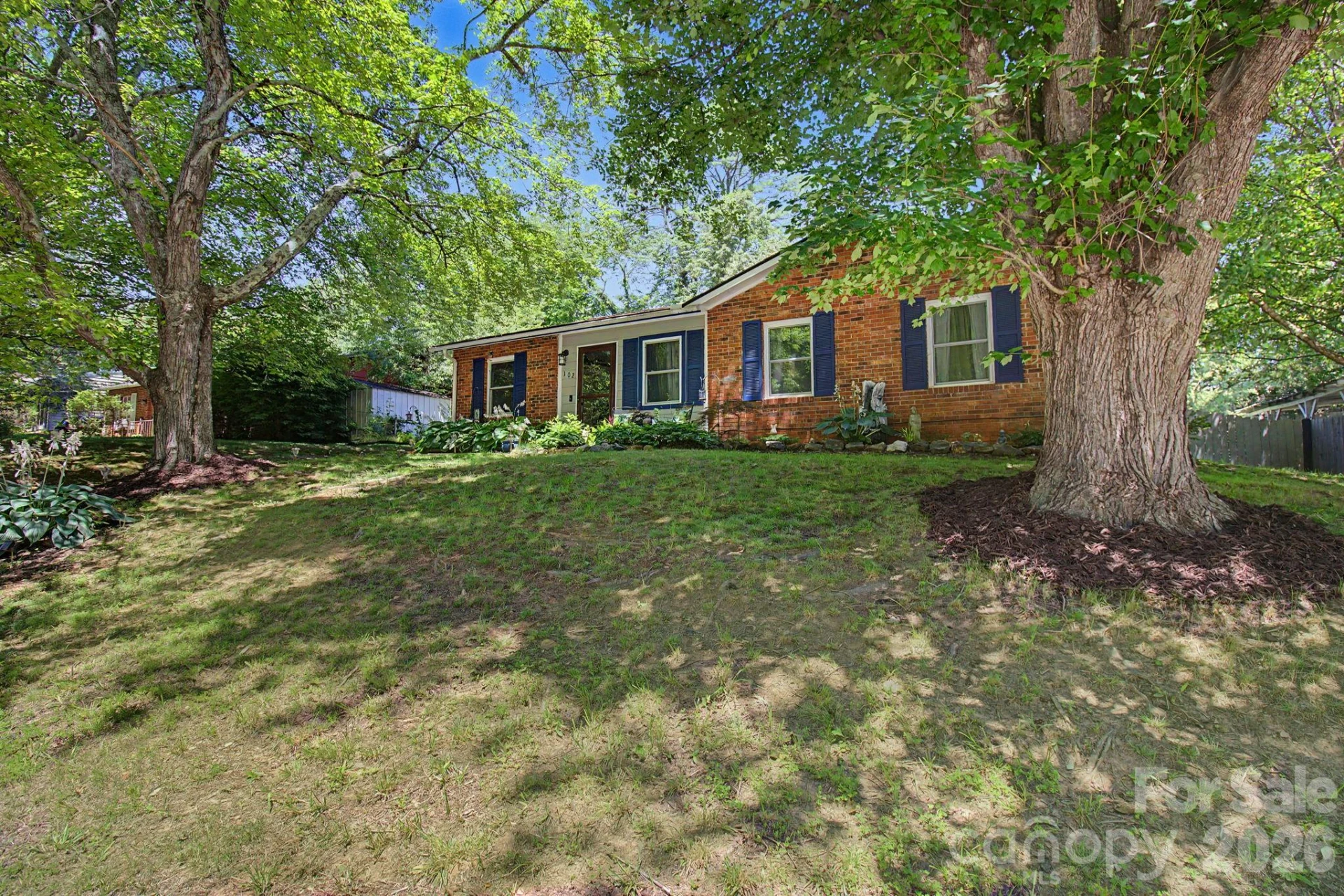 102 Wicklow Drive - Photo 5