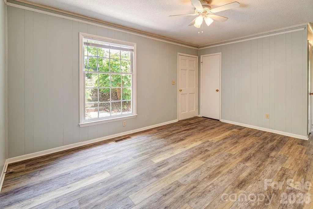 364 Pearson Drive - Photo 4