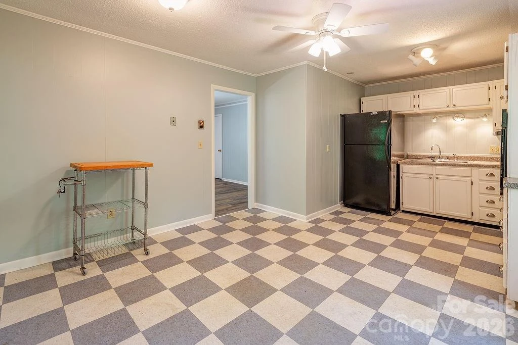 364 Pearson Drive - Photo 9