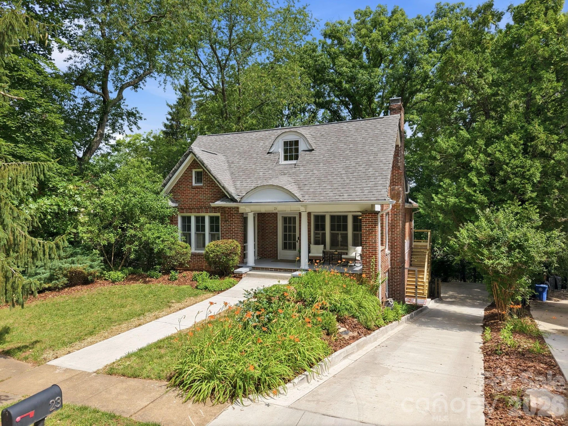 23 Warwick Place - Photo 2