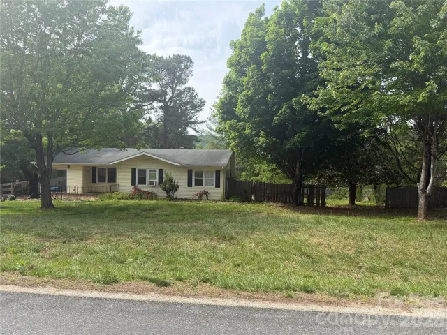 2723 Tatertown Loop, Nebo, NC, 28761