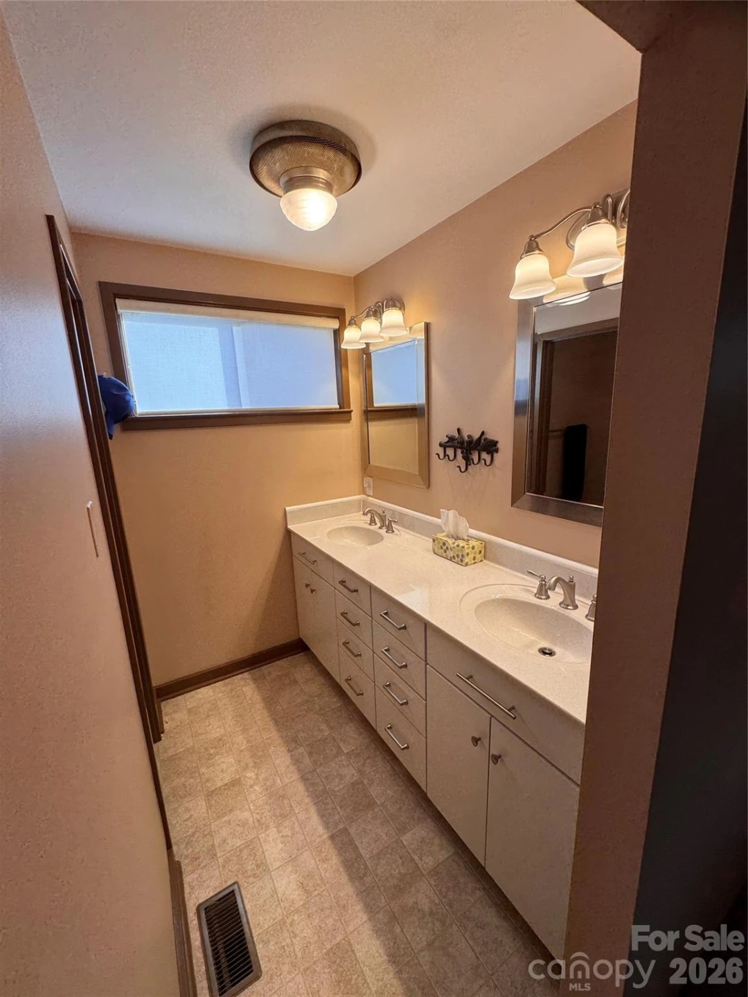 298 Tinequa Drive - Photo 17
