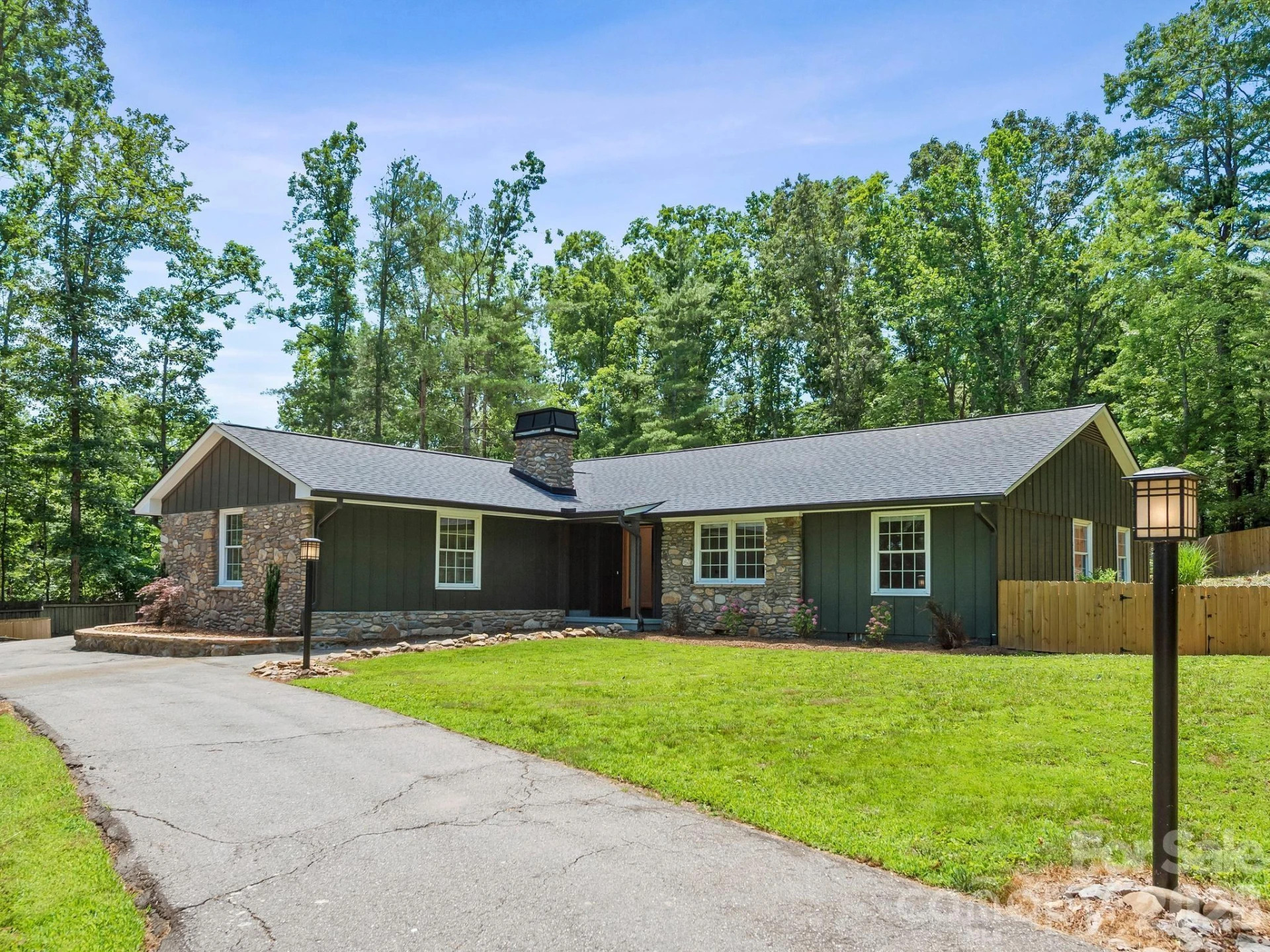 26 Glen Cove Road - Photo 39