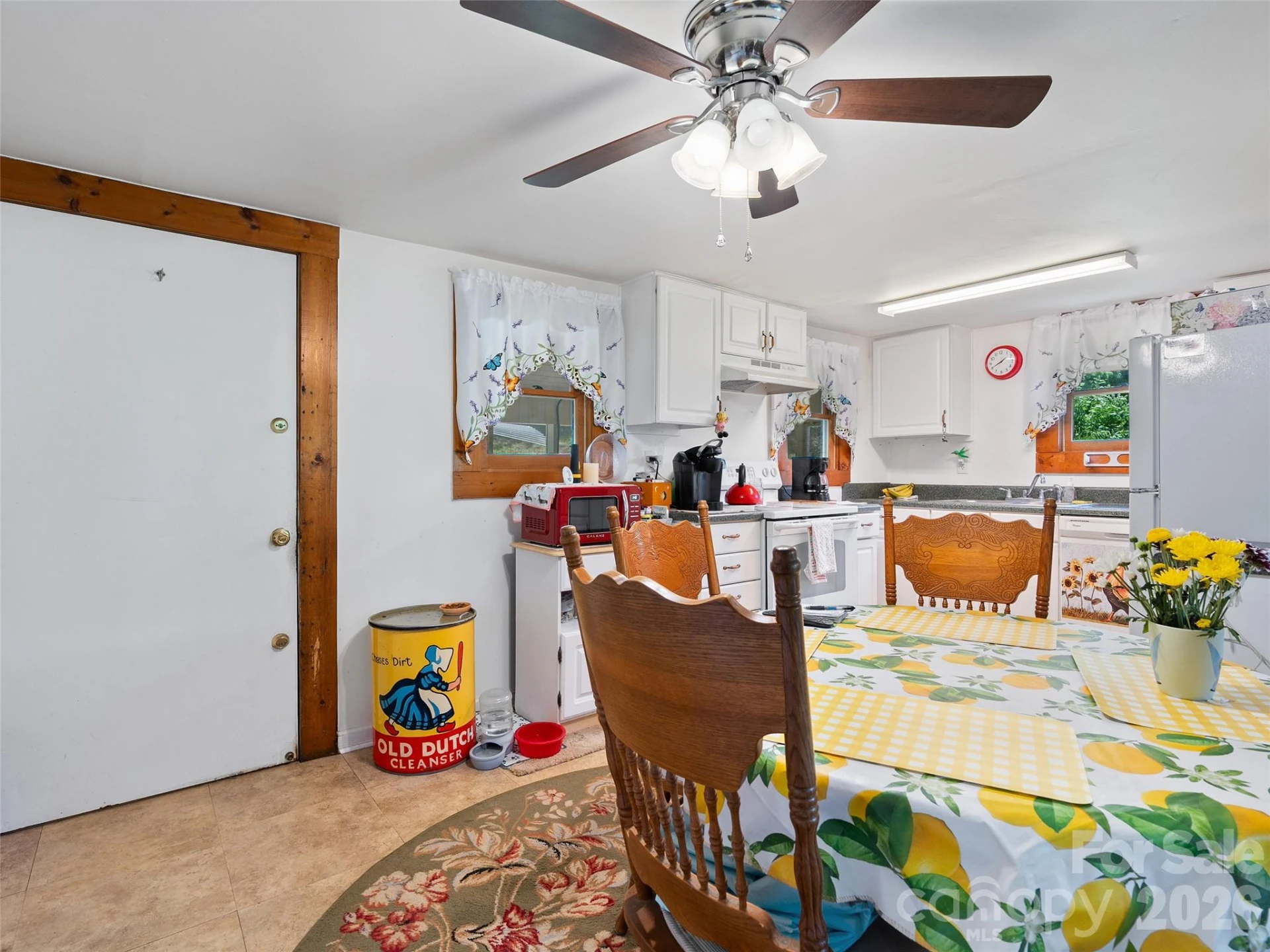 2426 Wesley Creek Road - Photo 9