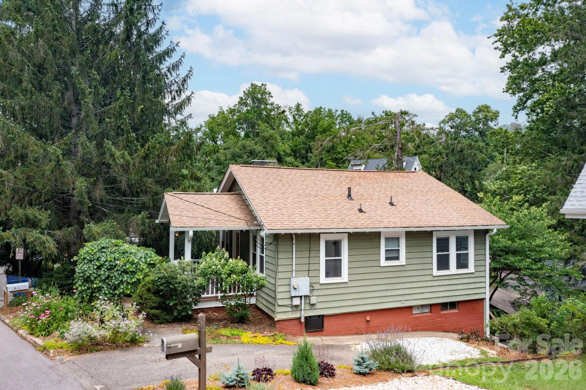 28 Chatham Road - Photo 2