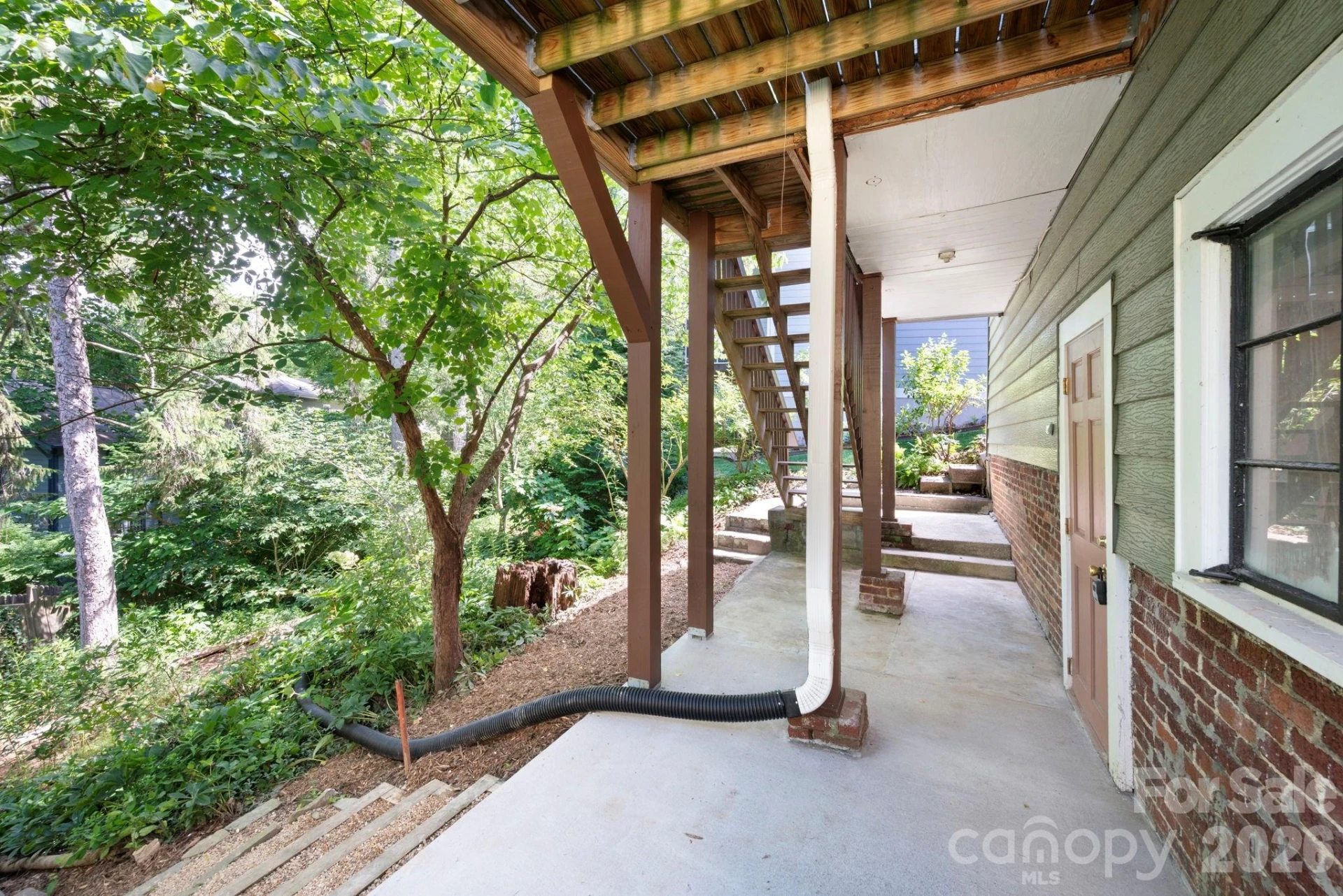 28 Chatham Road - Photo 25