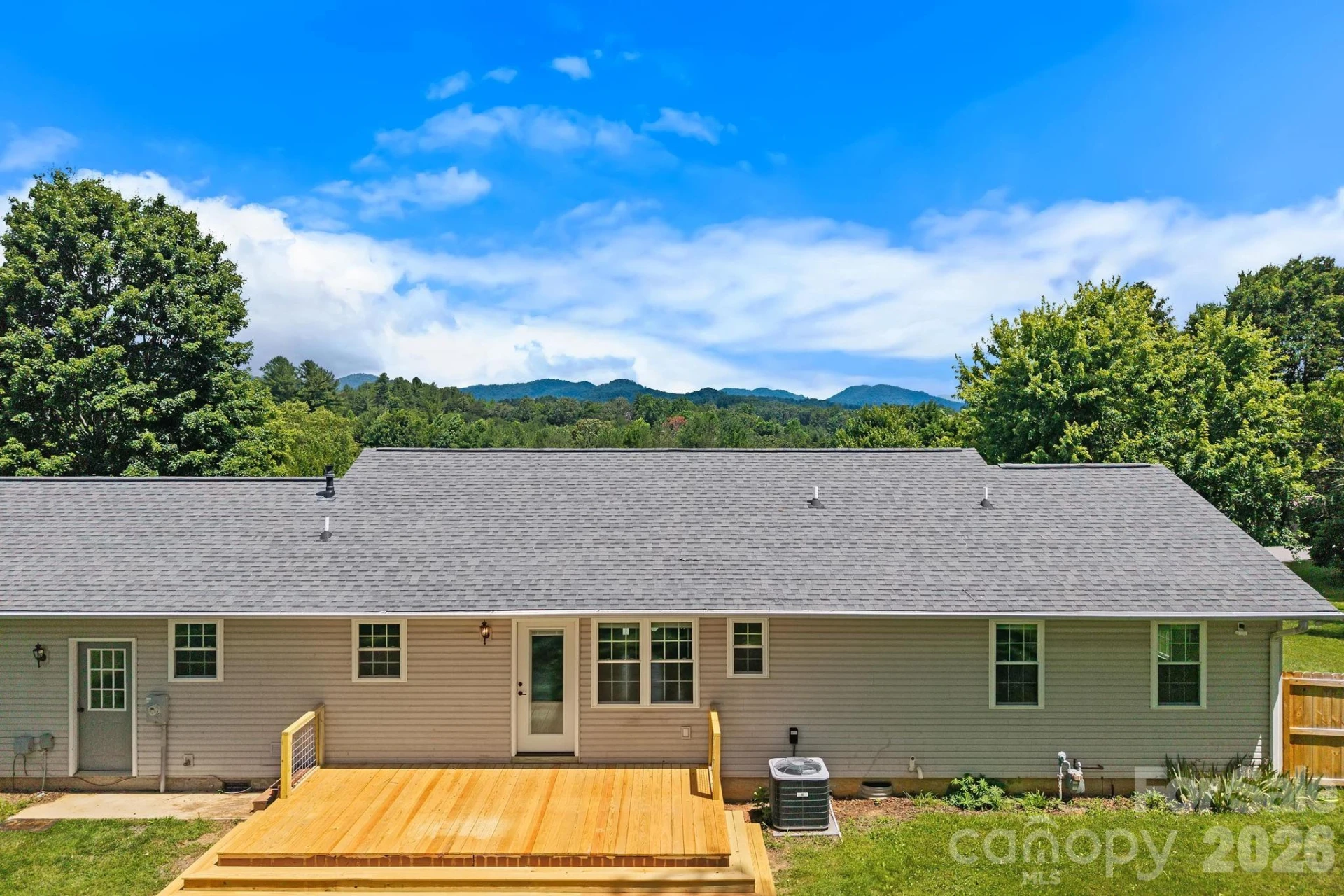 395 Spring Drive - Photo 26