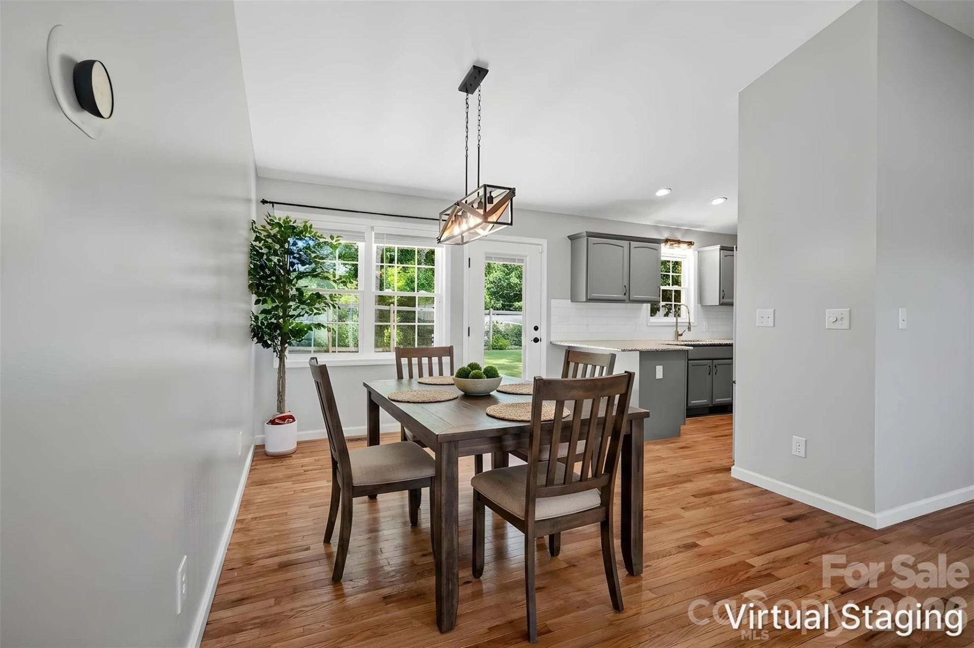 395 Spring Drive - Photo 10