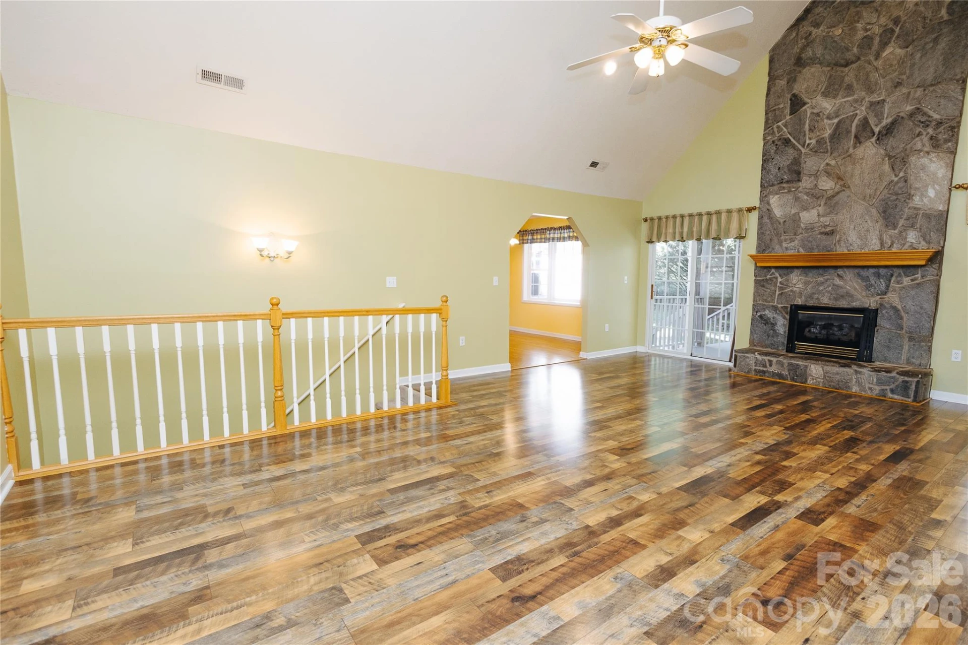 1895 Airport Road - Photo 3