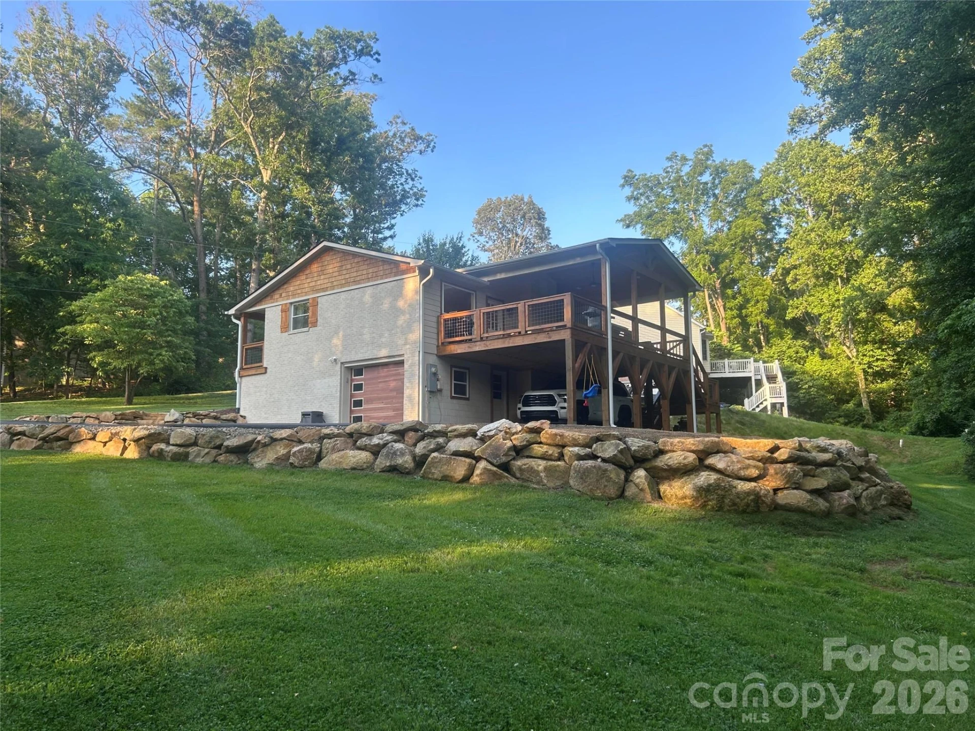 10 Oakwood Drive - Photo 4