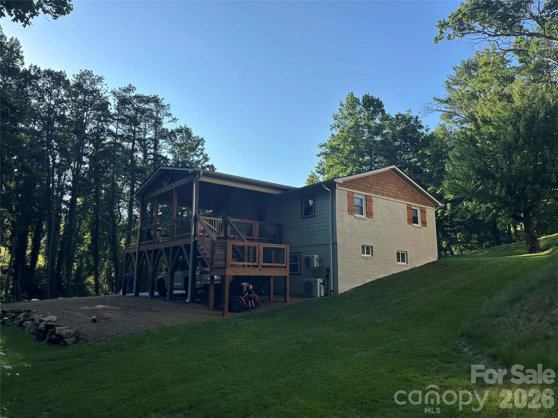 10 Oakwood Drive - Photo 5