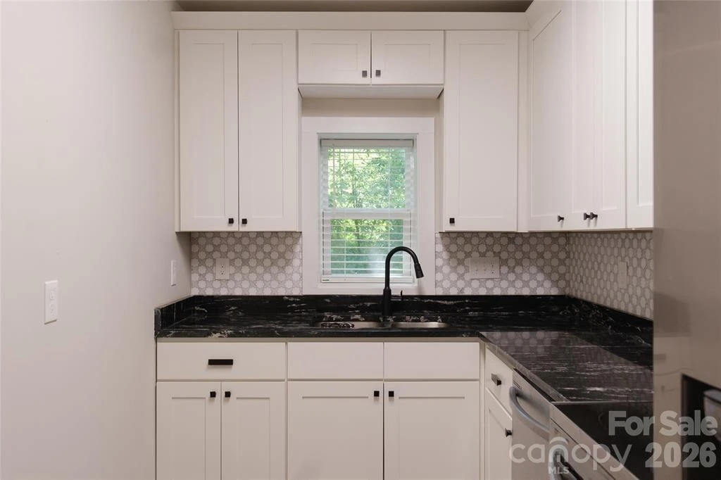 14 Red Maple Drive - Photo 14