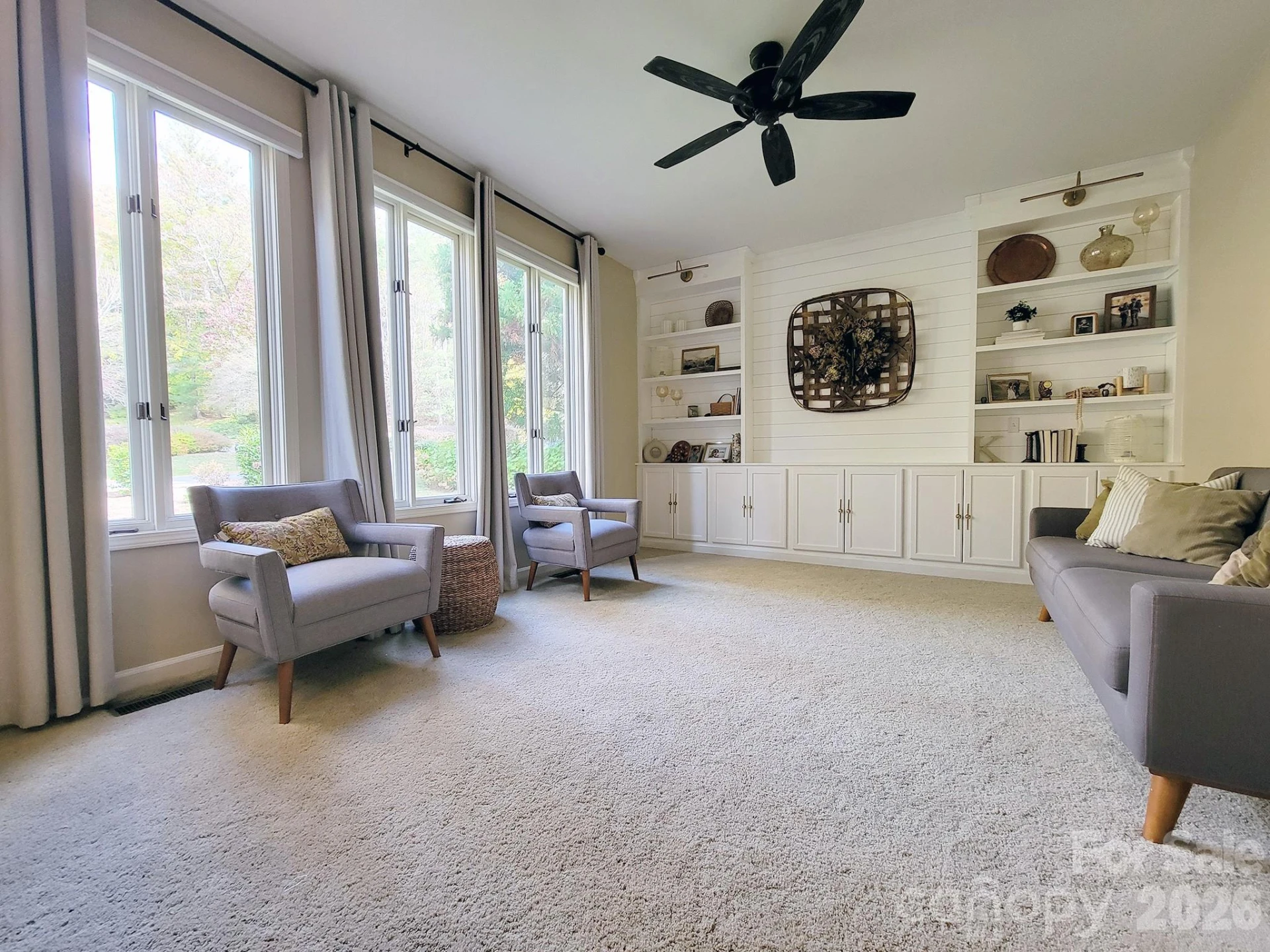305 Sondley Drive - Photo 3