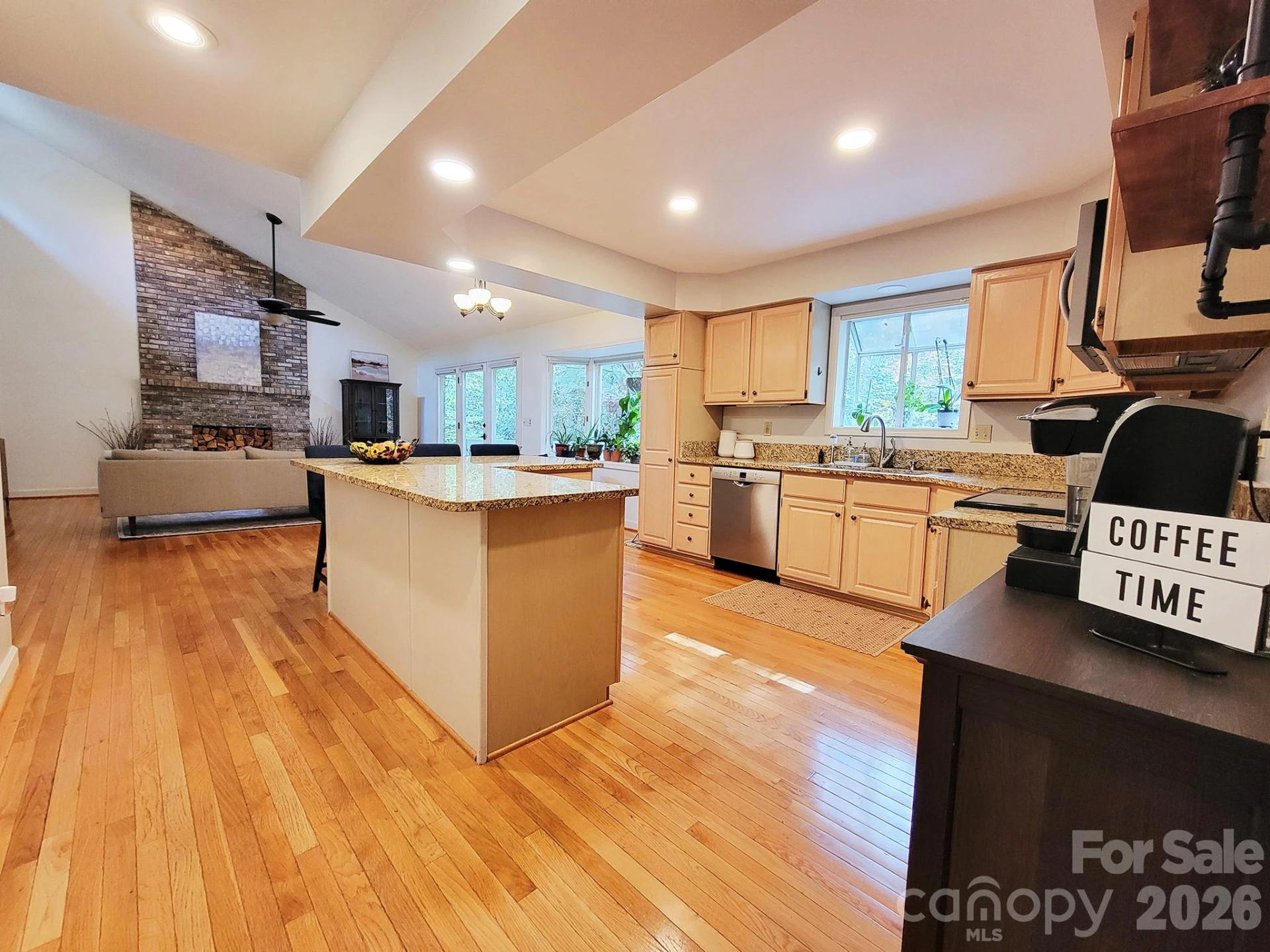 305 Sondley Drive - Photo 6