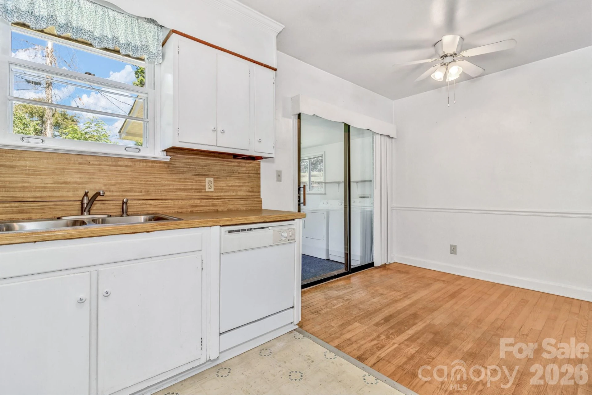 907 Blue Ridge Road - Photo 19