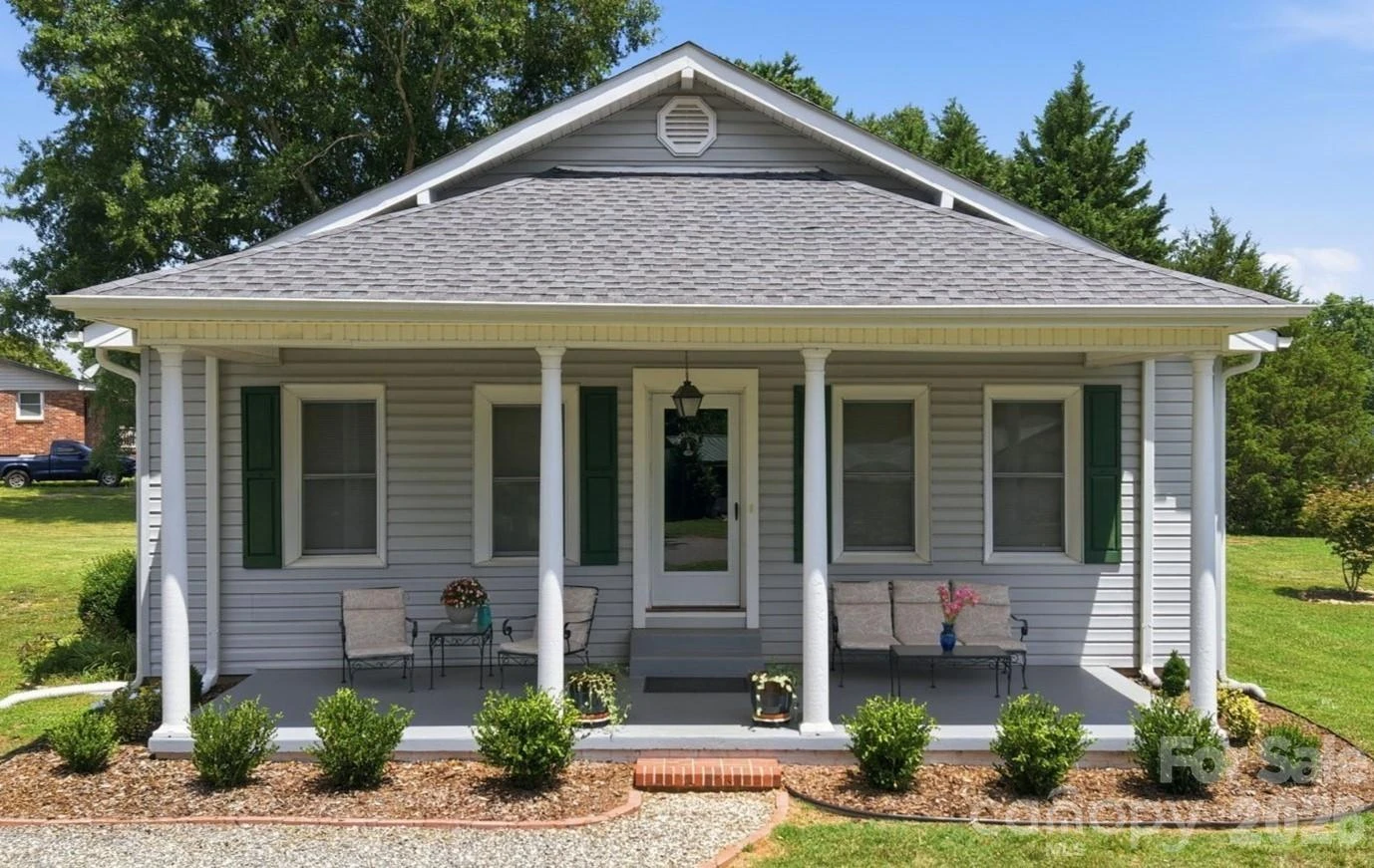 144 E Park Road