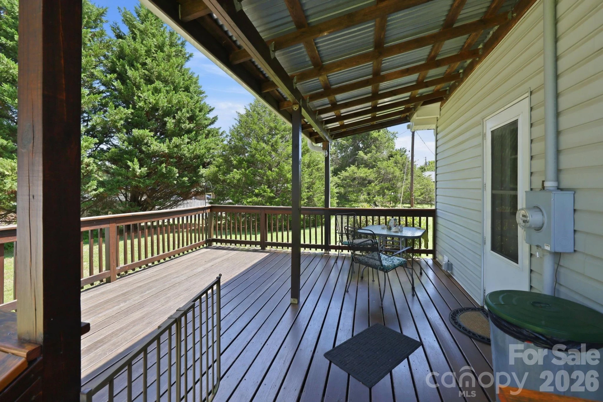 144 E Park Road - Photo 4