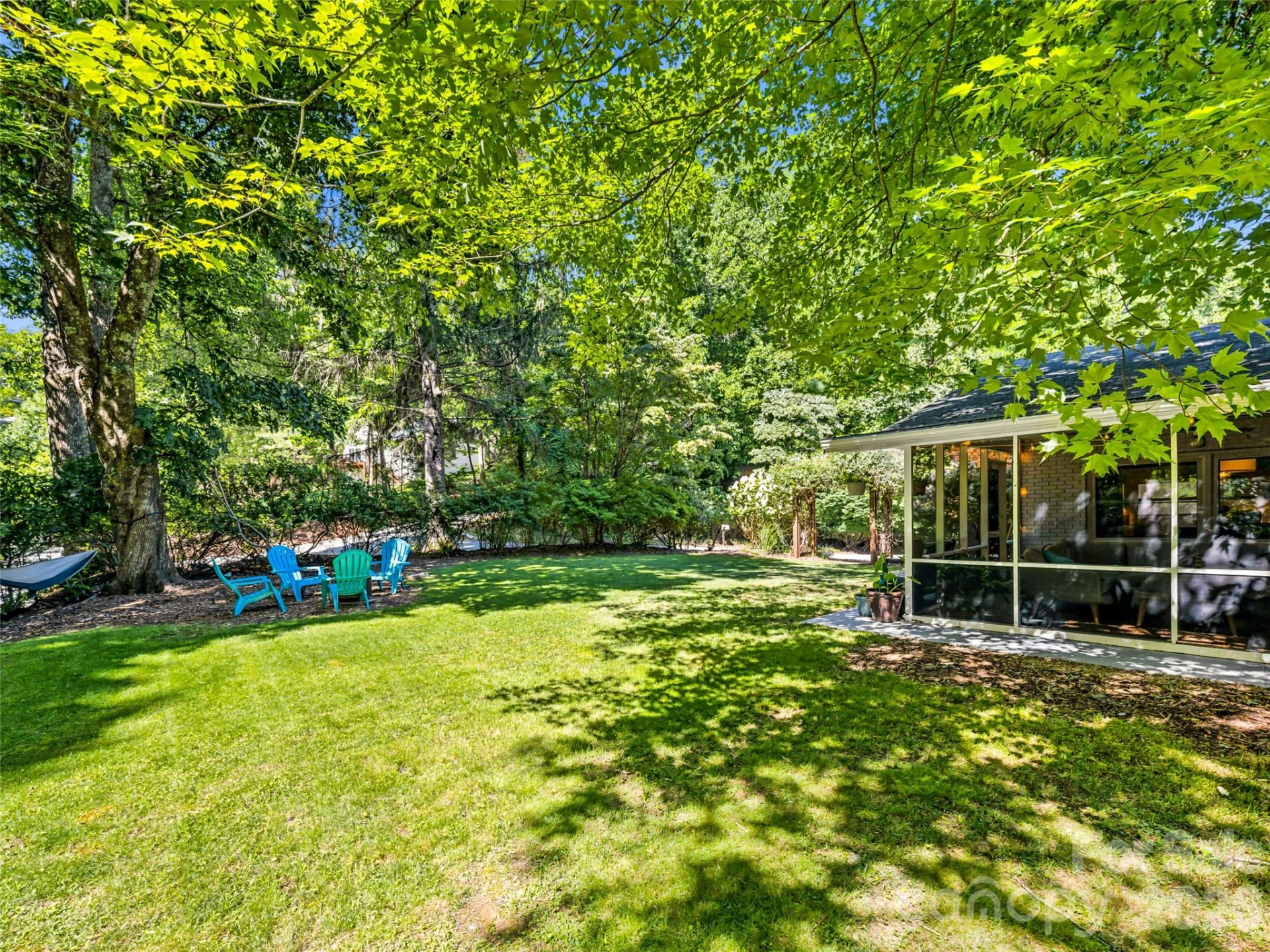 106 Skyway Drive - Photo 4