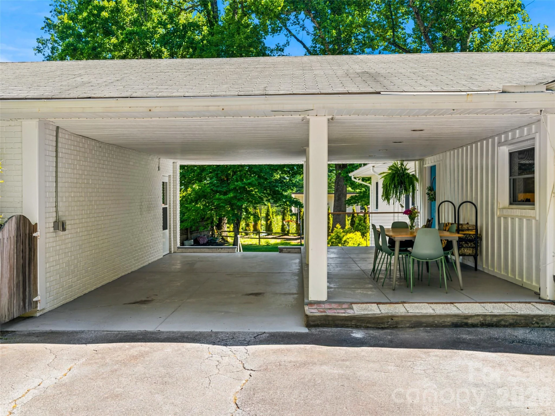 106 Skyway Drive - Photo 10
