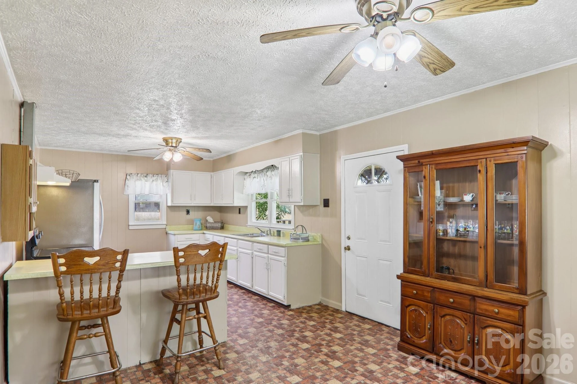 414 Skyline Drive - Photo 13