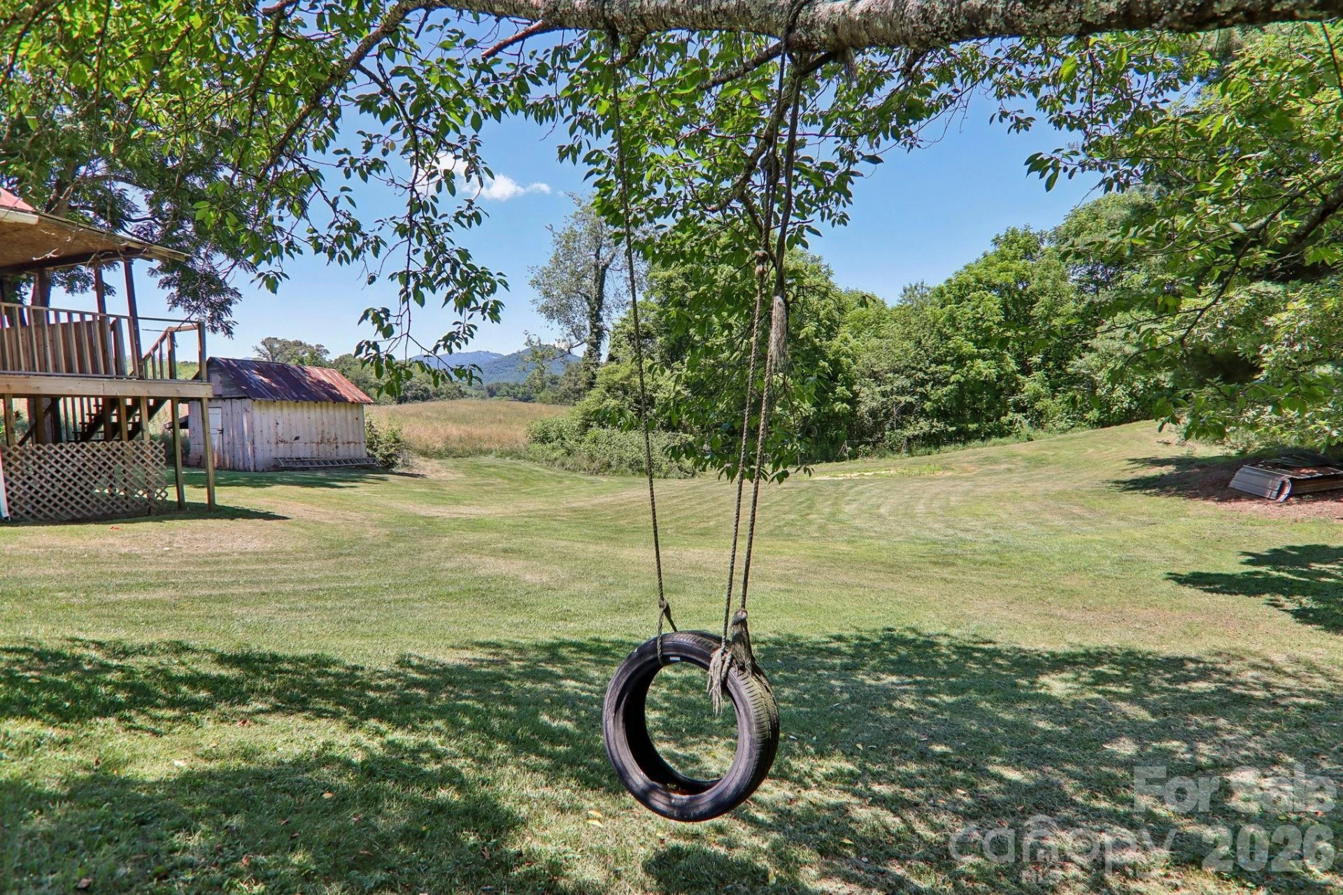 414 Skyline Drive - Photo 5