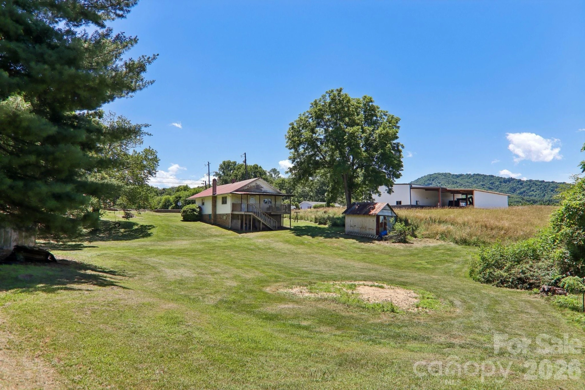 414 Skyline Drive - Photo 8