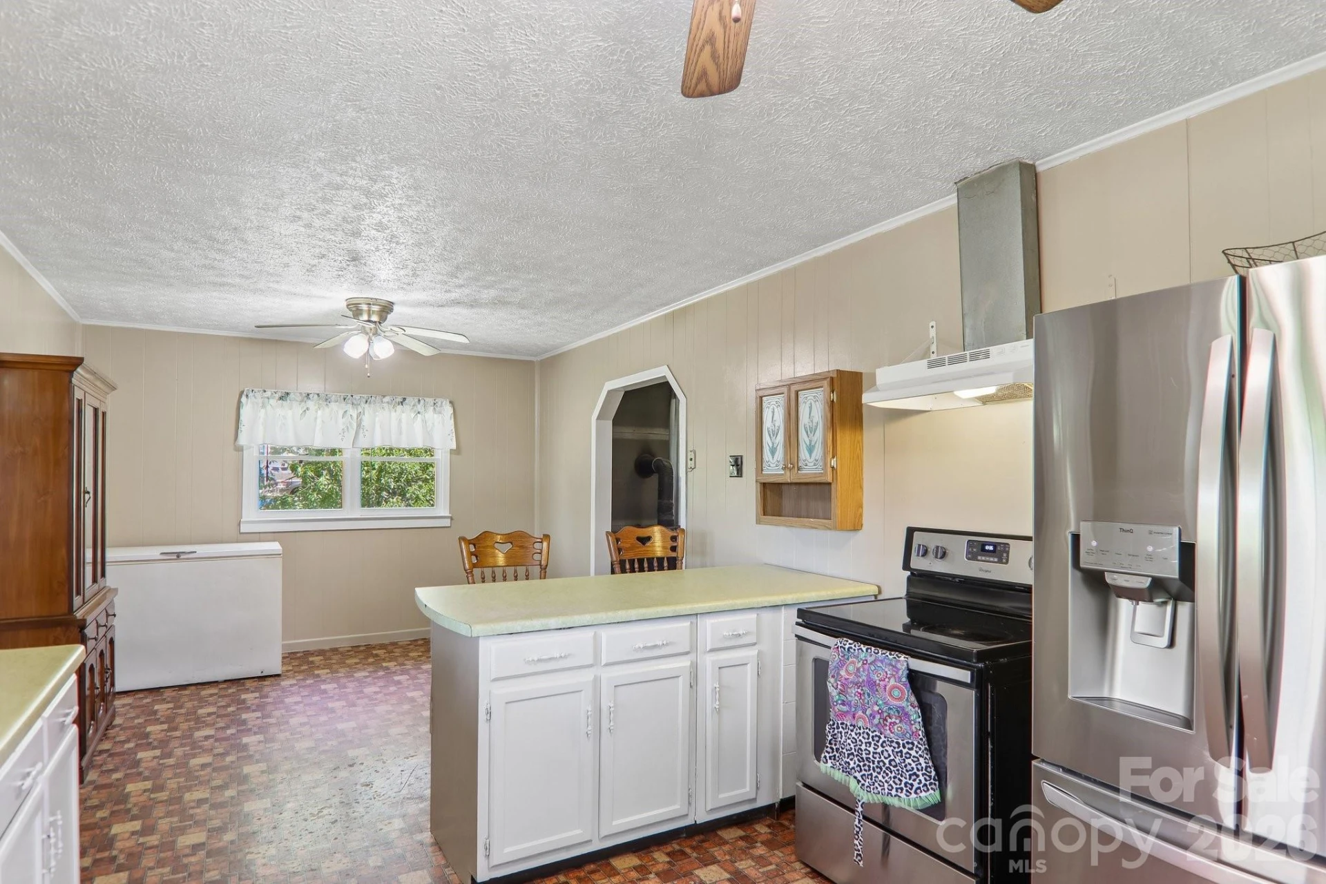 414 Skyline Drive - Photo 10