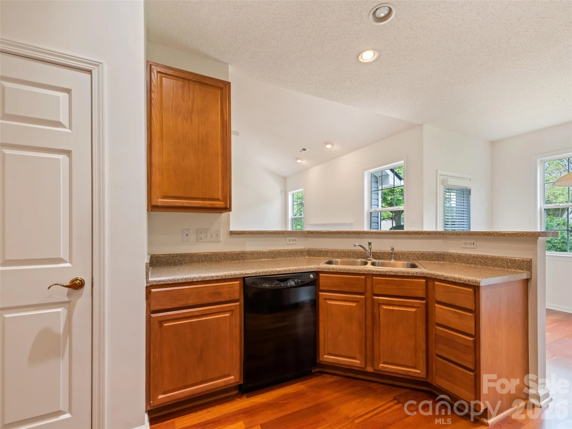 2 Thornwood Court - Photo 14