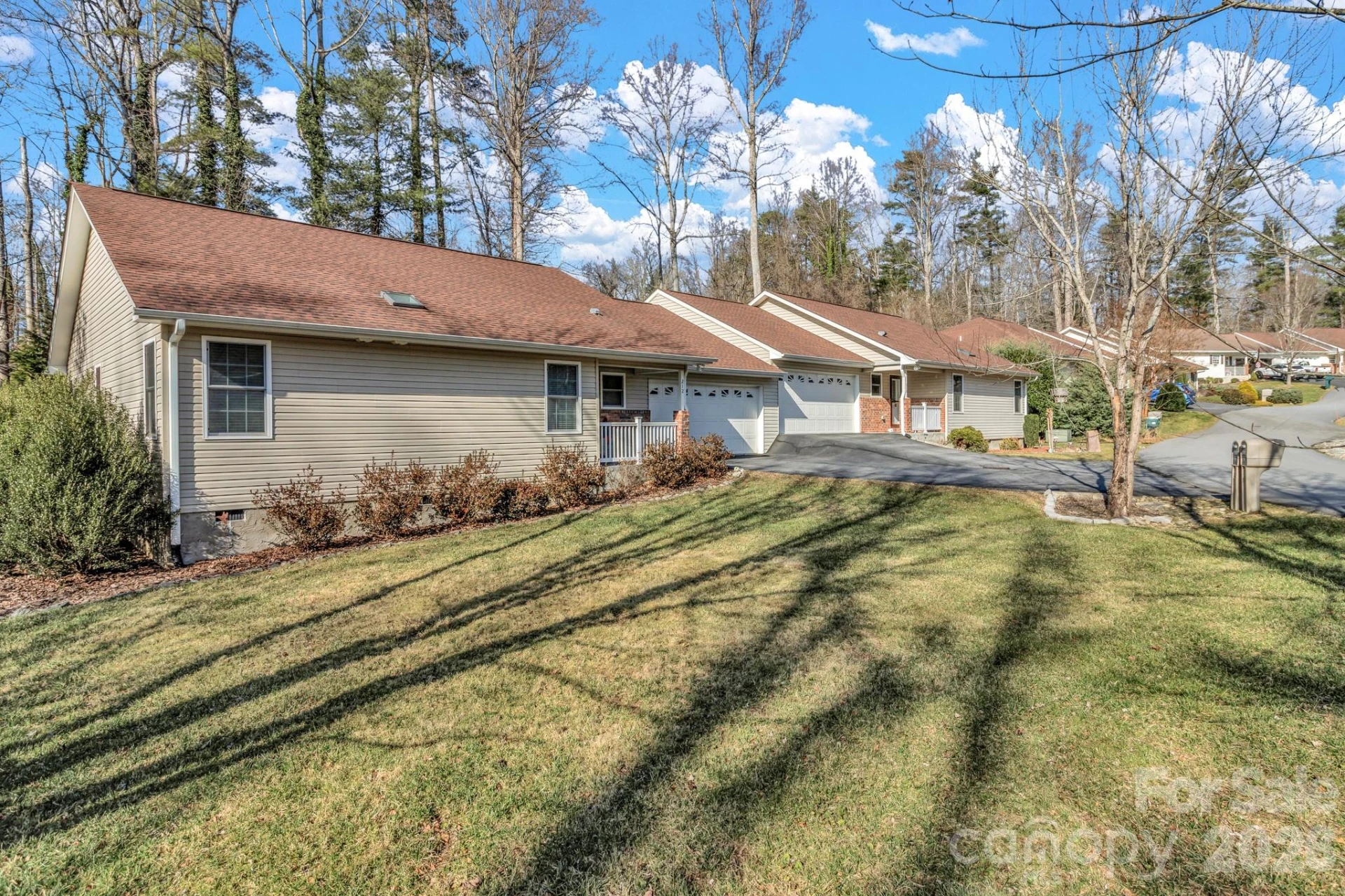 210 Allen Paul Drive - Photo 2
