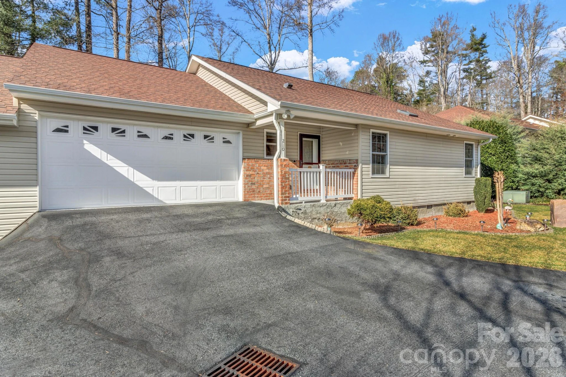 210 Allen Paul Drive - Photo 4